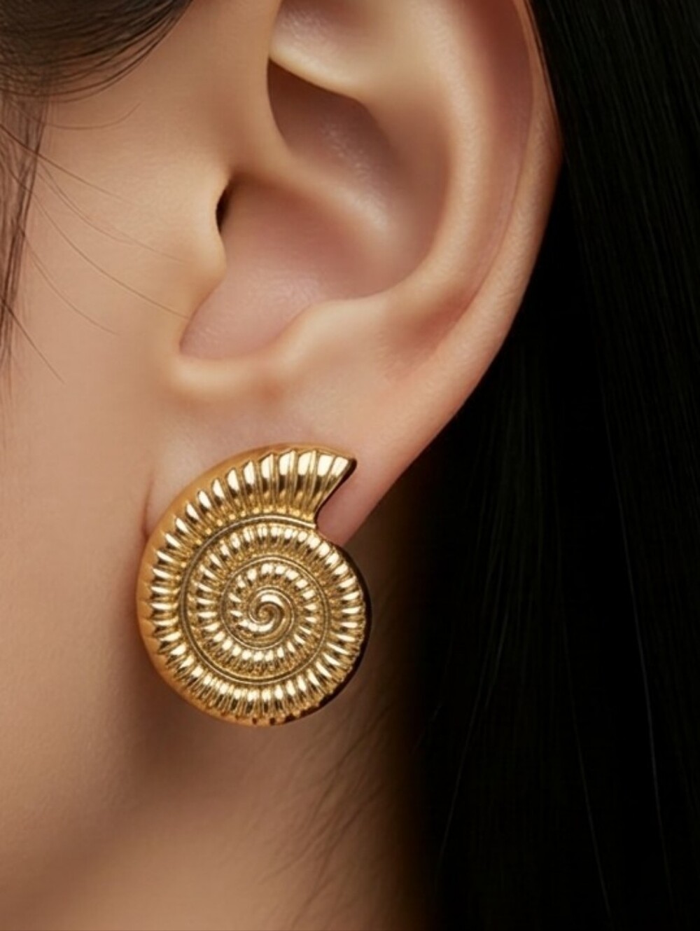 Gold Shell Stud Earrings Coastal Grandmother Beach Chic Vacation Cruise Jewelry